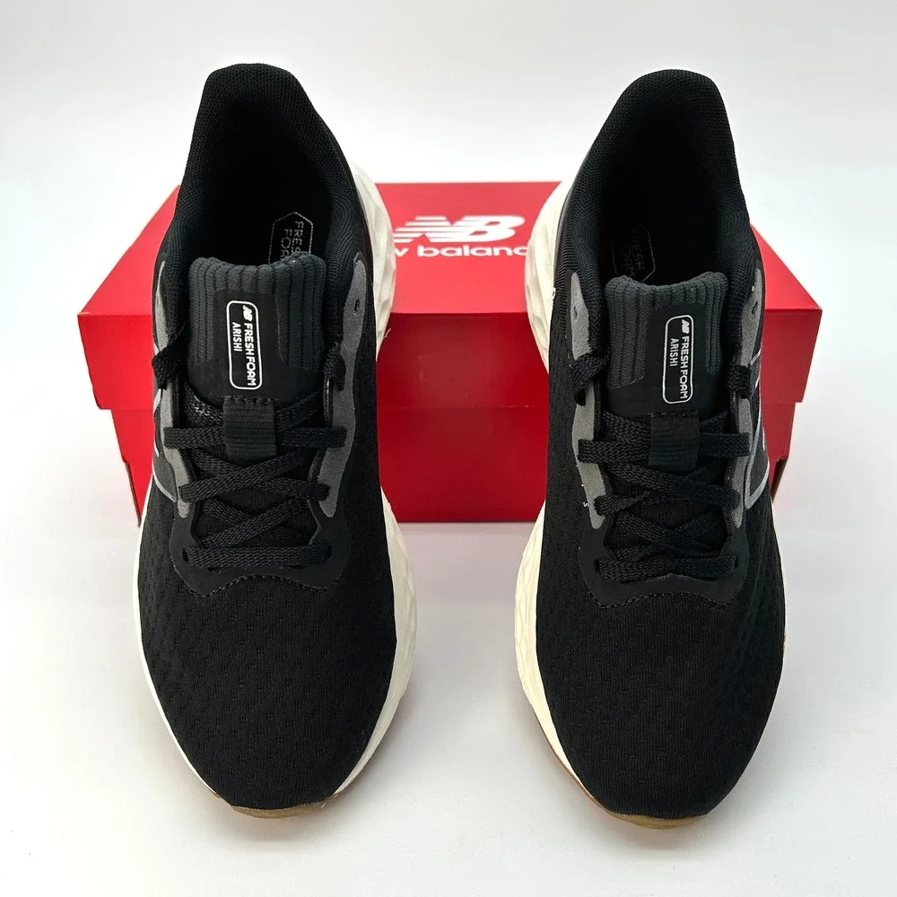 New Balance Fresh Foam Arishi v4 Size 6.5 Womens Sneakers Black Gold Gum NEW